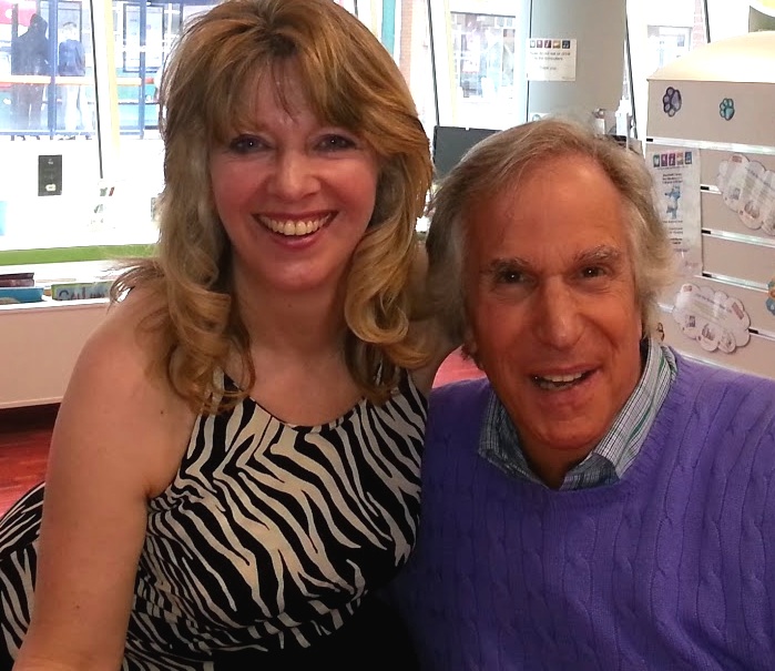 Heeyy! Carmen meets The Fonz! Author Carmen Capuano pictured with actor Henry Winkler.