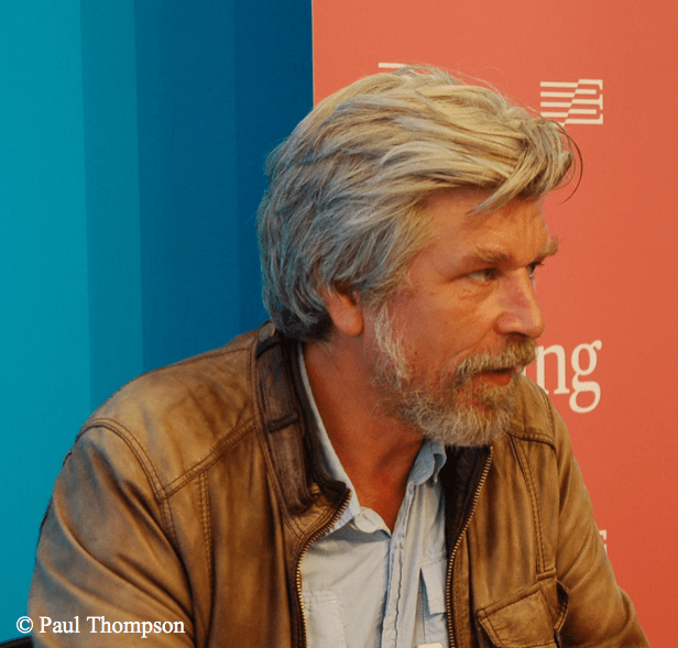 25 Karl Ove Knausgaard